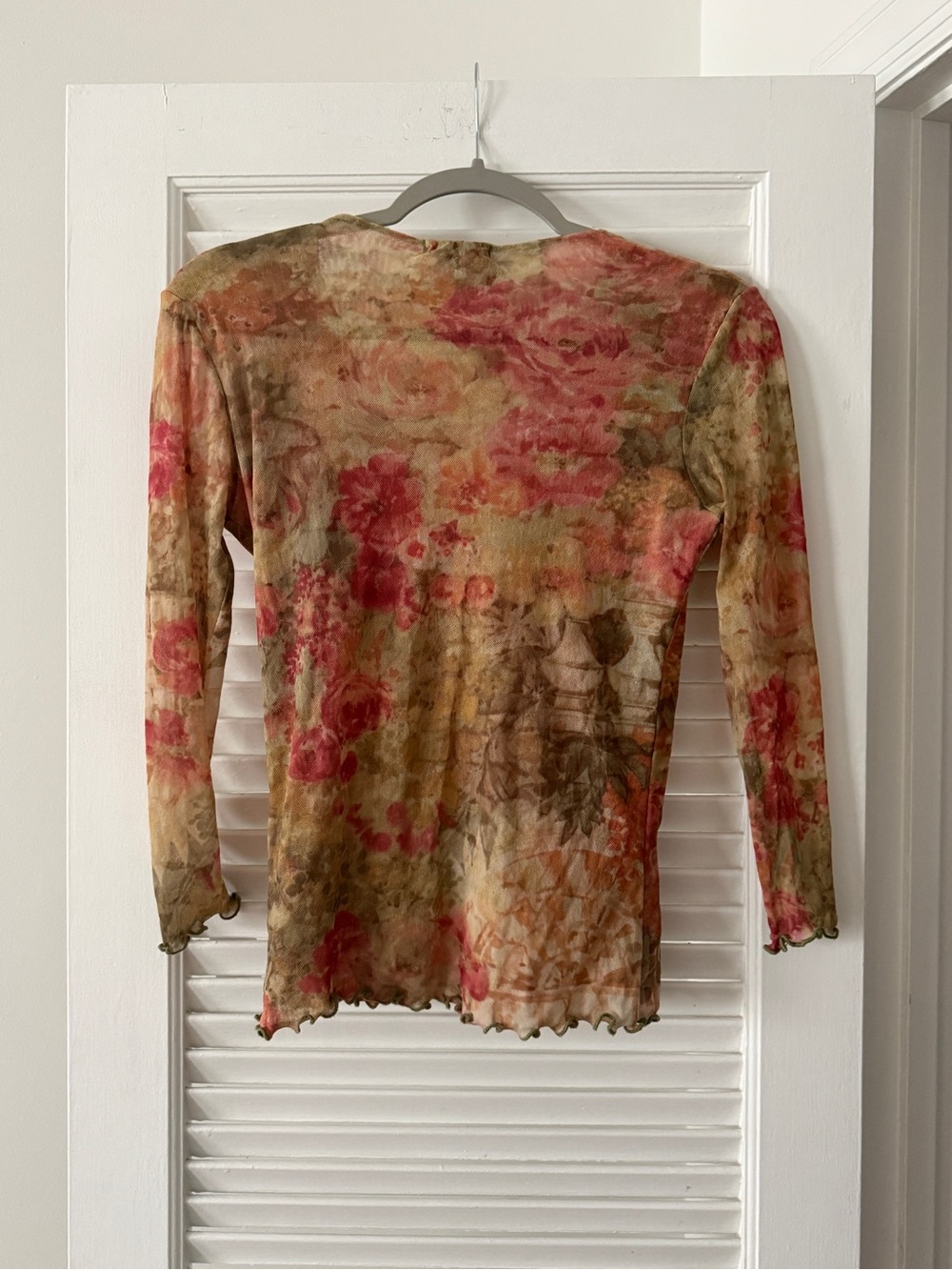 Y2K Therapy Mesh Floral Top - Sheer V-Neck Lettuce Hem - Size S - Picture 3 of 3